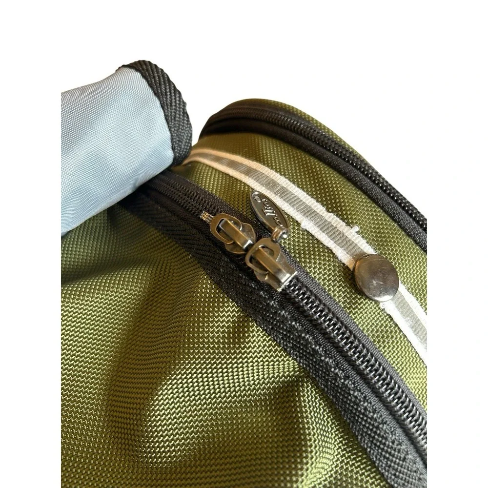 Celltei Pak-o-Bird Small Size Green/Black Backpack Carrier w/ Mesh Panels *READ*